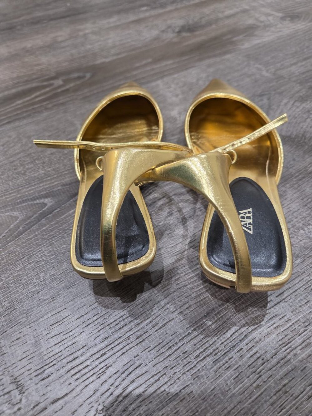 Zara gold kitten heal pointed toe shoes - Picture 4 of 6